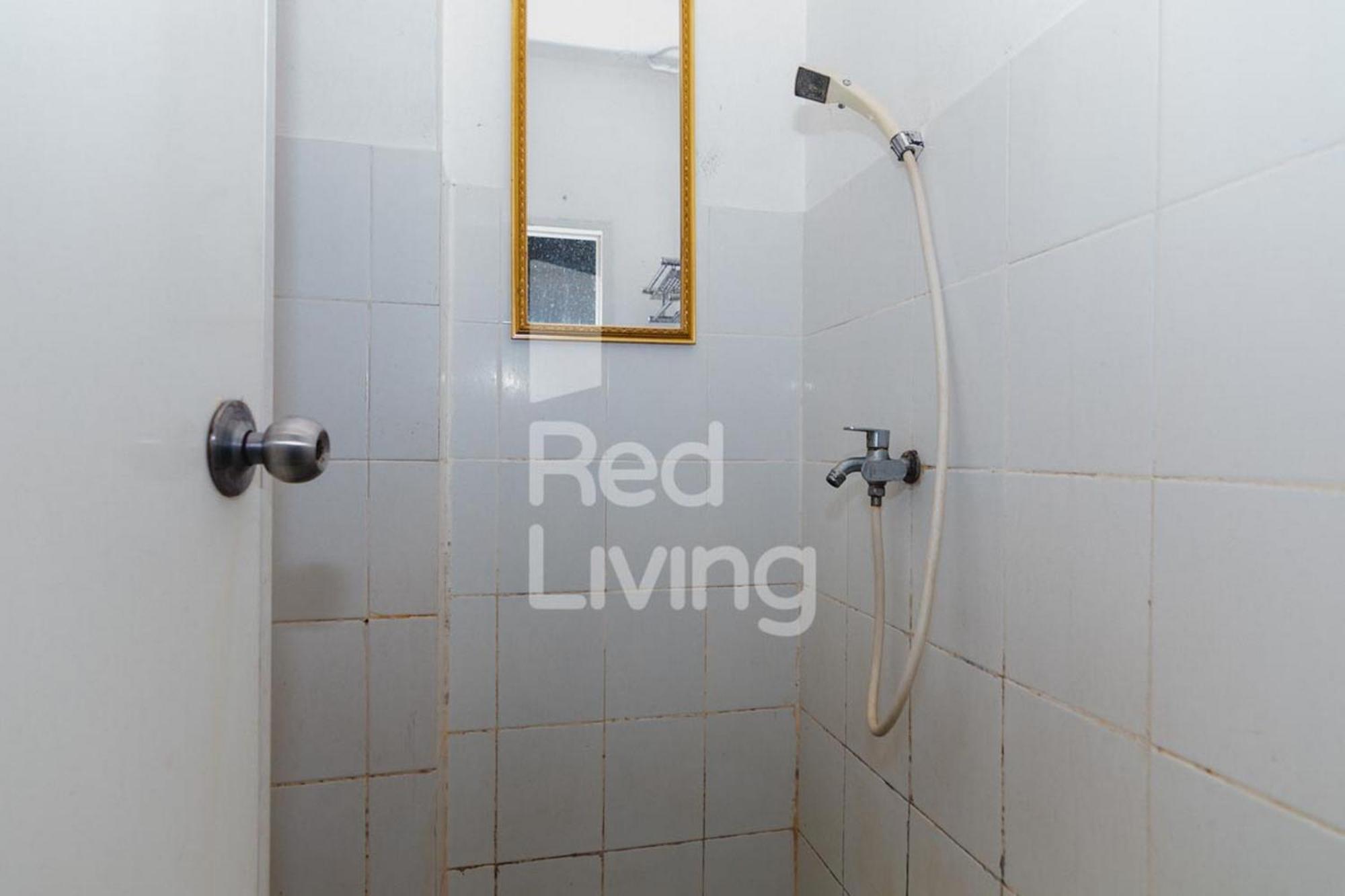 Redliving Apartemen Casablanca East Residence - Kayla Property Tower B 자카르타 객실 사진