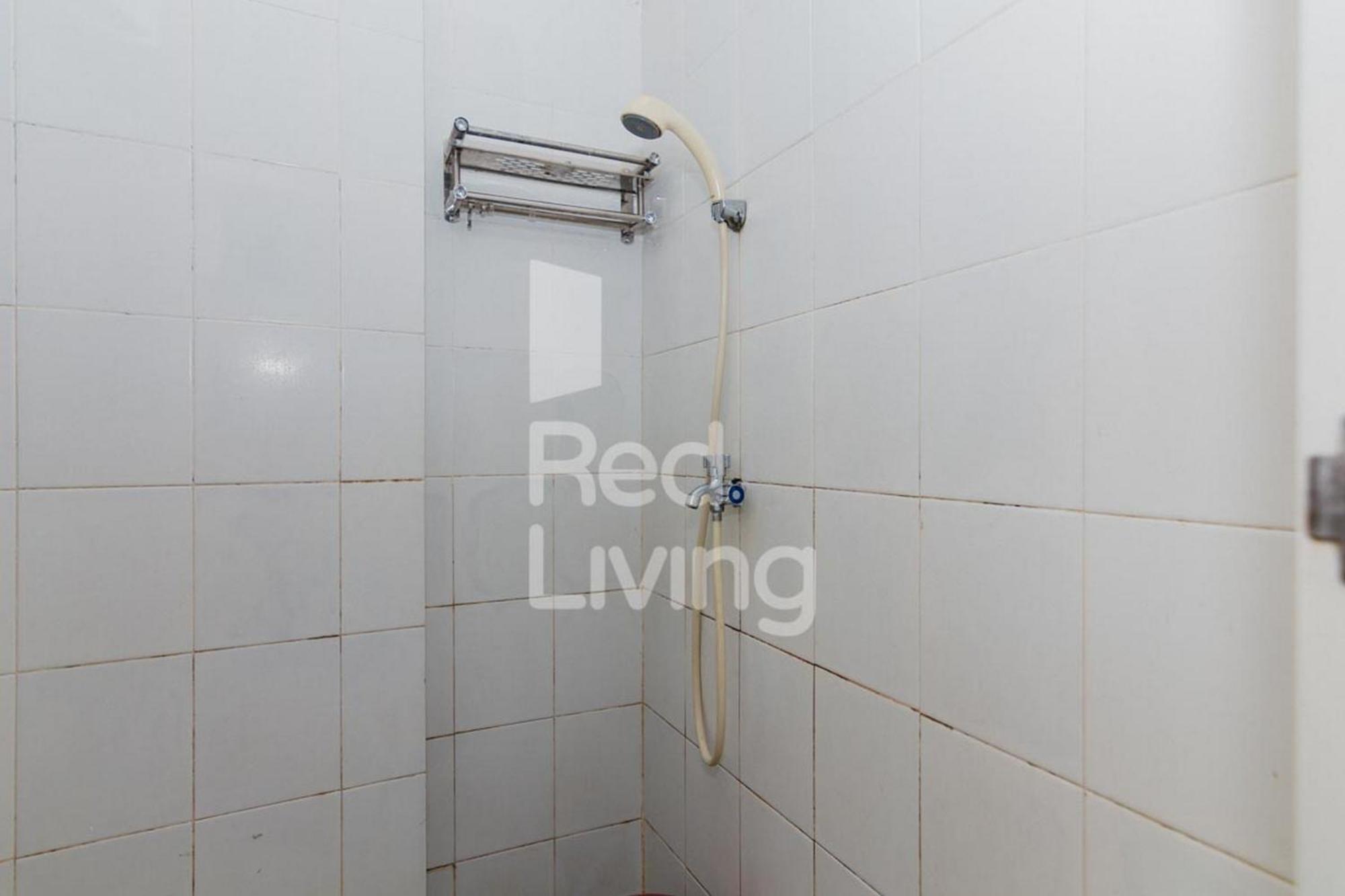 Redliving Apartemen Casablanca East Residence - Kayla Property Tower B 자카르타 객실 사진
